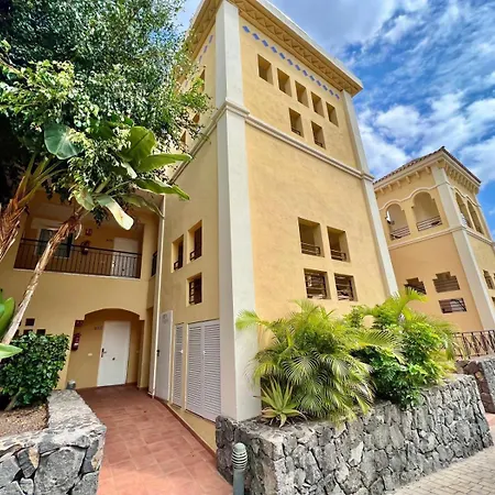 Cristianos Granada Park 플라야데라스아메리카스